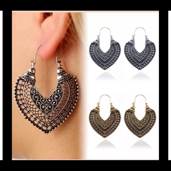 Jewelry - Woman’s Boho Cuff Tibetan dangle earrings
